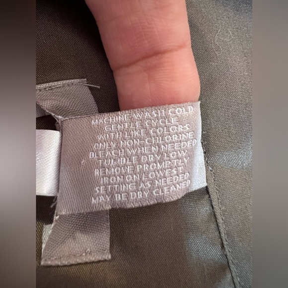 CHICO’S Dark Olive Green Women’s Plus Size 3 Blouse  Button Can Be Worn Folded - Picture 5 of 16